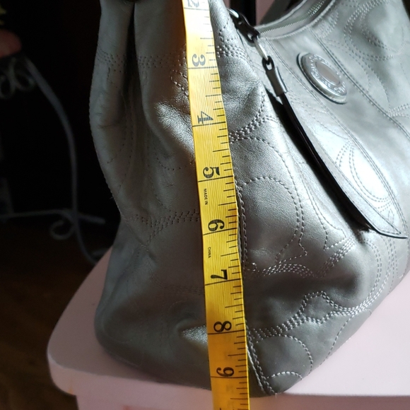 Coach all leather gray purse - Picture 7 of 8